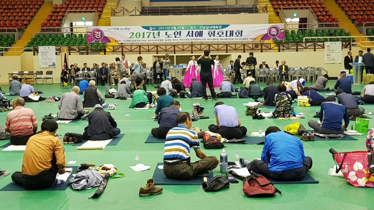 서예 휘호대회 참가