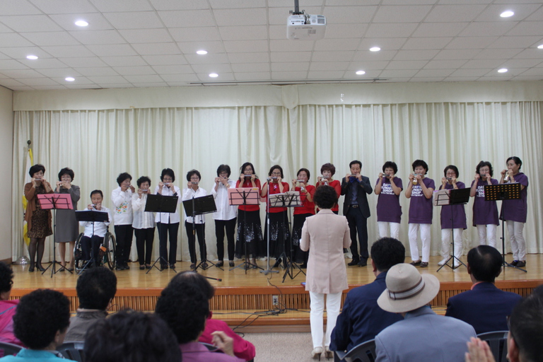 라임오렌지 하모니카 공연