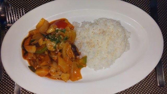 티롤외식서비스 실시